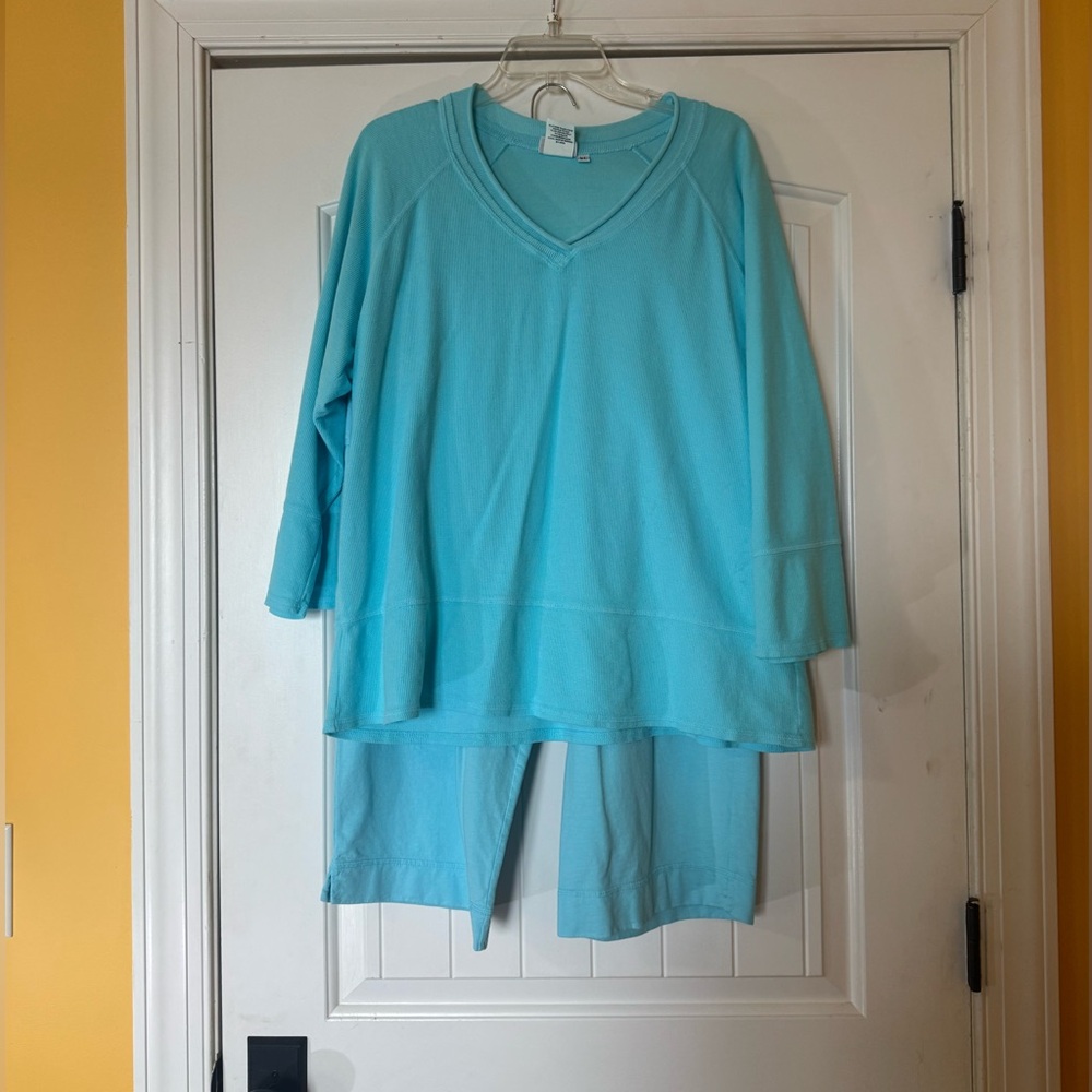 Women’s Hot Cotton XL outfit - Picture 2 of 10